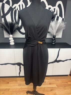 Ellen Tracy Black Faux Wrap Midi Dress Size 14 Gold Accent V Neck Elegant
